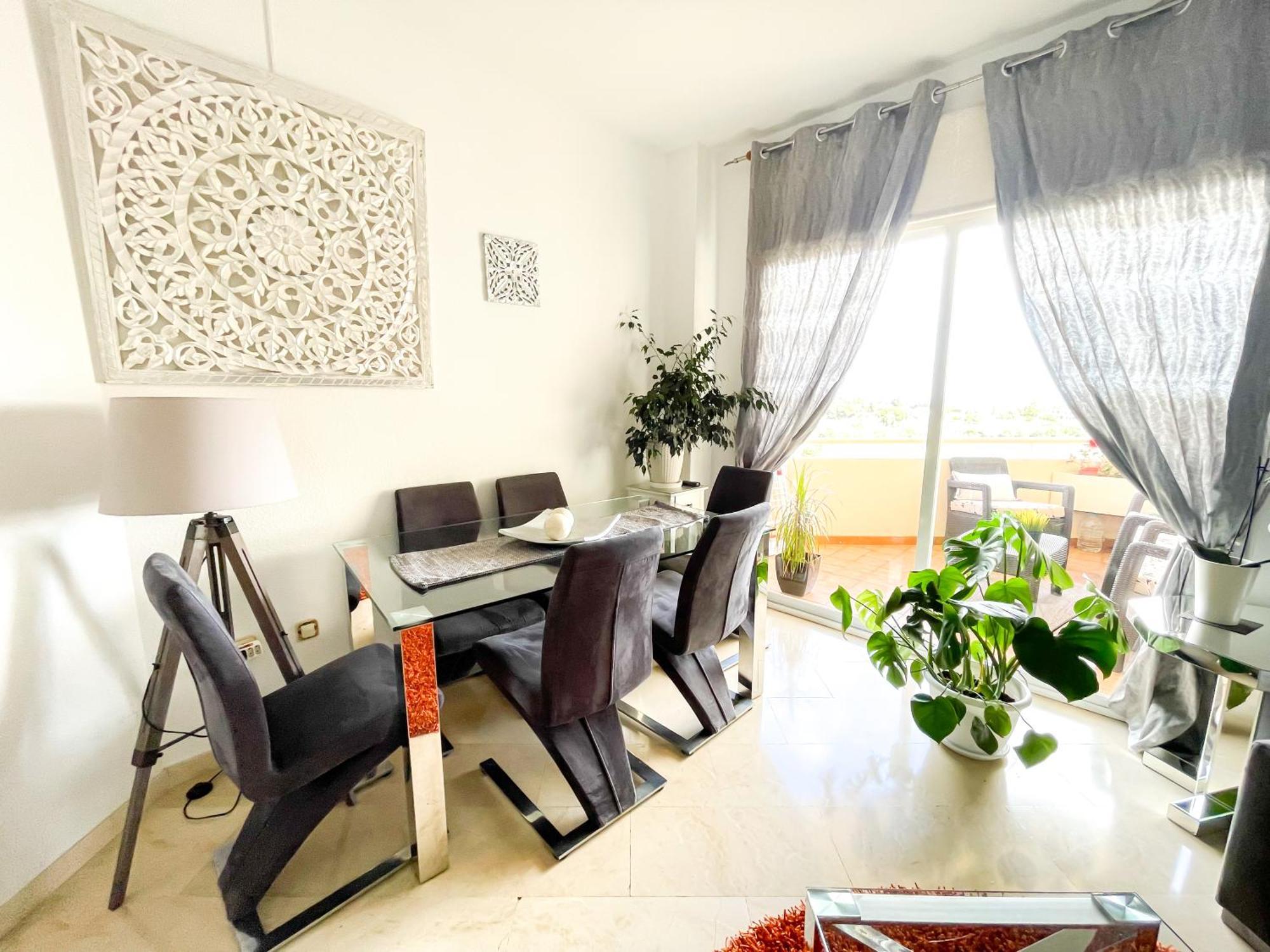 Modern Apartment With Terrace - 2 Min From The Beach 埃斯特波纳 外观 照片